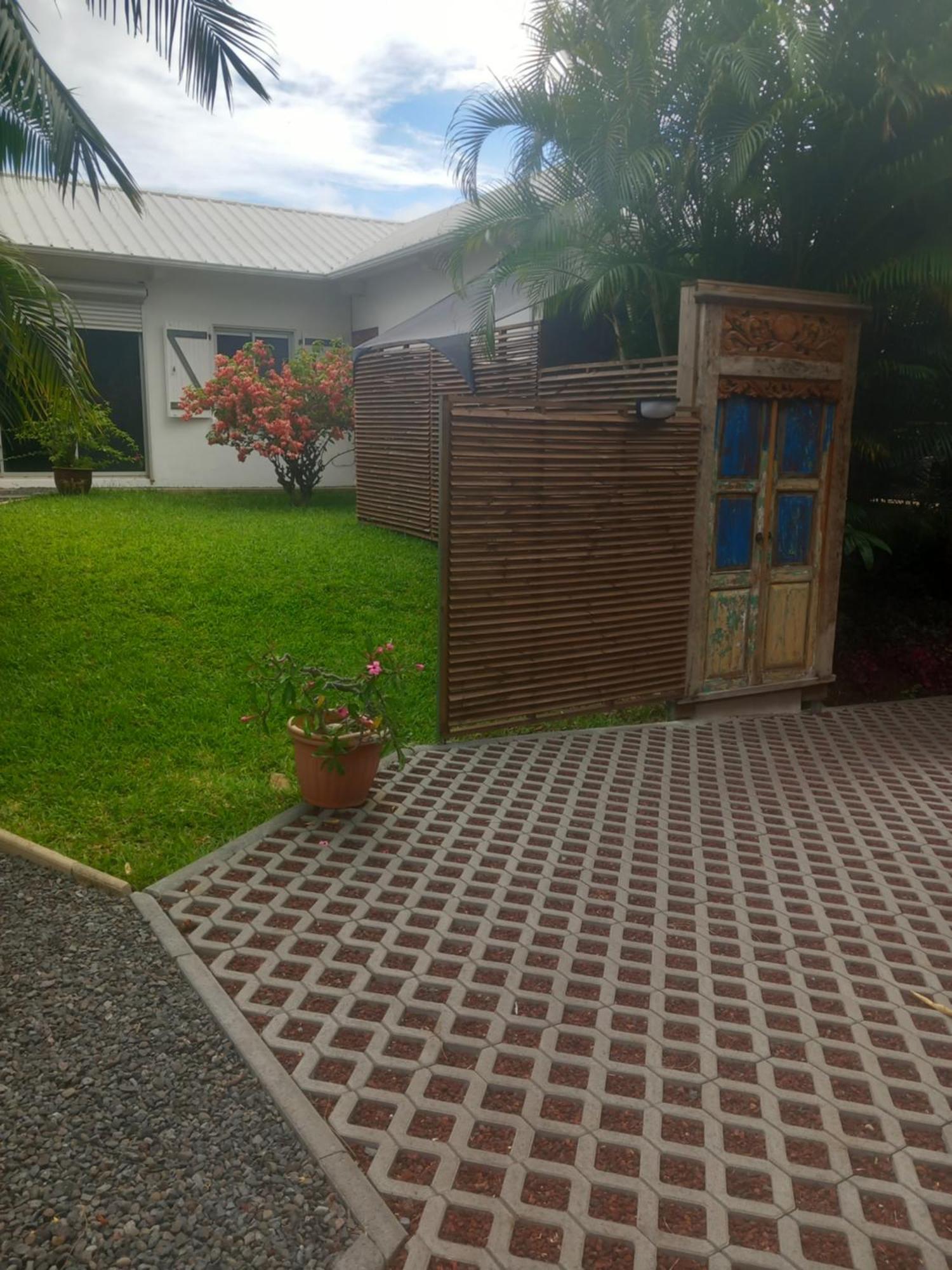 Apartamento Les Sens Ciels Saint-Louis Exterior foto